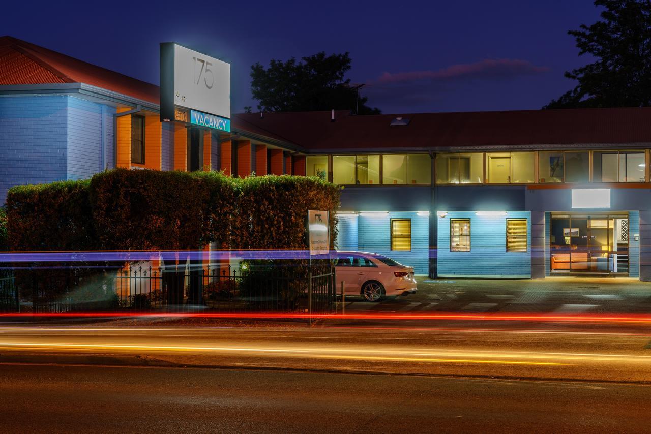 175 Hotel Westmead Sydney Exterior photo