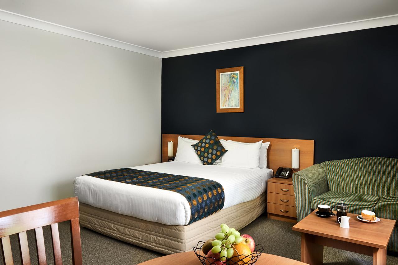 175 Hotel Westmead Sydney Exterior photo